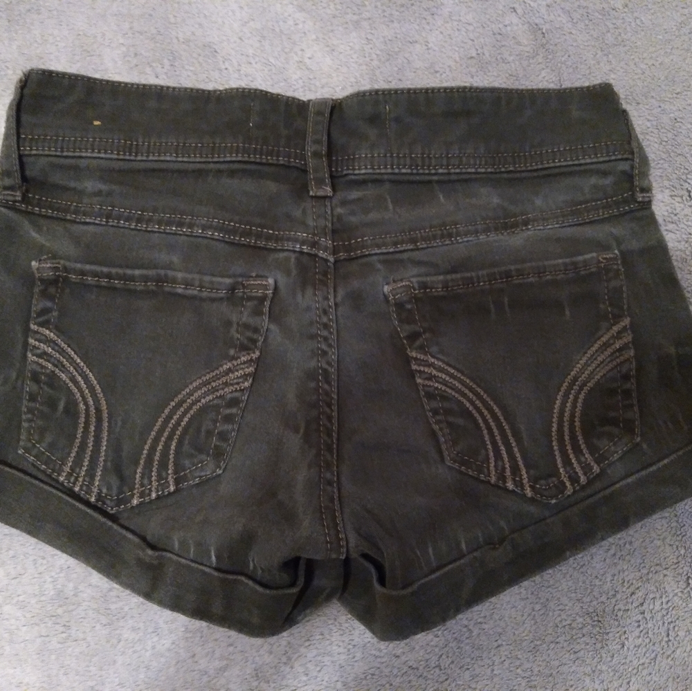Hollister Low Rise Shorts - Picture 2 of 8